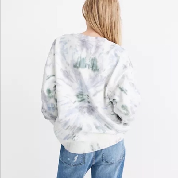 Rivet & Threads Tie Dye Sweatshirt - Picture 2 of 5